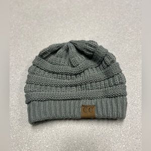 C.C women’s gray like new beanie